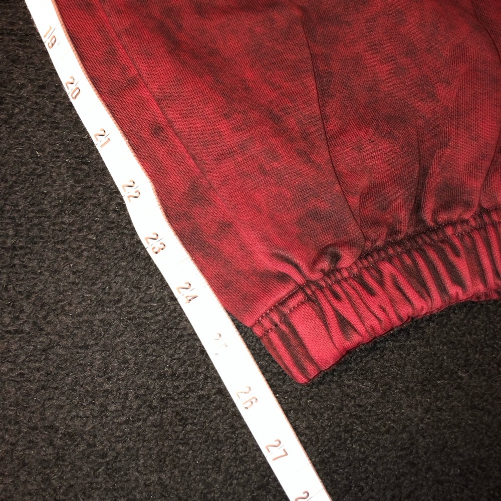 Levi’s Garment Dyed Sweatpants. Baggy Fit. Size Large. Red/Black Color. - Picture 6 of 16